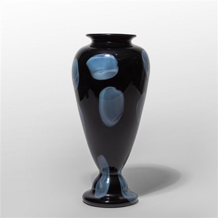 VETRERIE ARTISTICHE BAROVIER<br>Un vaso in vetro 