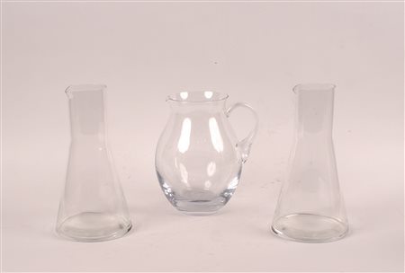 DUE DECANTER E UNA CARAFFA IN VETRO