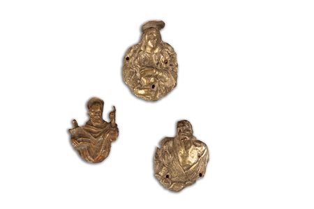 Lotto composto da tre antiche fusioni in bronzo raffiguranti Maddalena, San Paolo e Cristo con pellicano, secoli XVII - XVIII