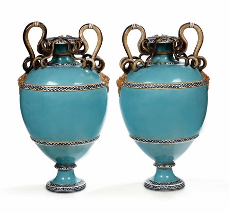 Coppia di vasi in ceramica ad anfora Minton, XIX secolo