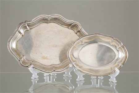 Two 800 silver platters, gr. 1400 ca. 20th c.
