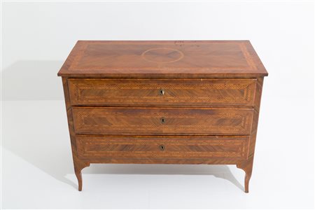 Wooden chest of drawers. Louis XVI period