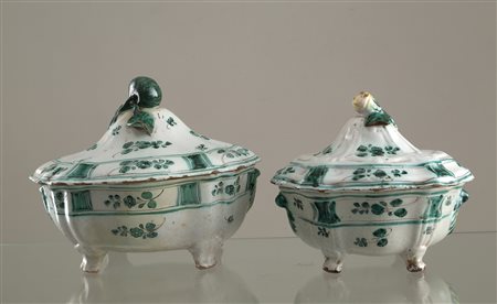 Pair of Cerreto's majolic tureen. 18th c.