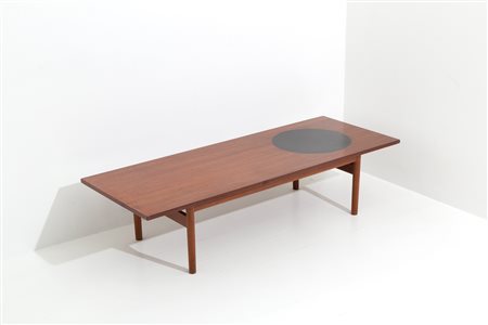 GRETE JALK for POUL JEPPESEN Coffee table in teak