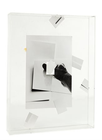 GIULIO PAOLINI (1940) Solitaire 2004 stampa ai sali d'argento / collage /...