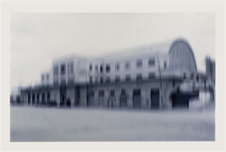 THOMAS RUFF (1958) m.d.p.n.33 2002 c- print 130x190 cm esemplare 1/5 firmato,...