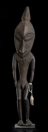 SCULTURA ANTROPOMORFA IN LEGNO 
Papua Nuova Guinea, Sepik