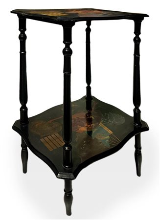 Tavolino laccato nero a chinoiserie, Fine 19° secolo