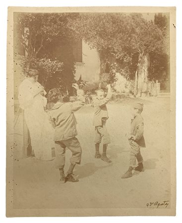 D'Agata, Gaetano (1883-1949)  - Ragazzini che ballano con suonatore di flauto 