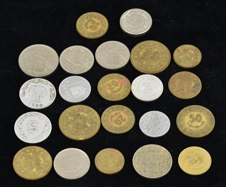 LOTTO DI MONETE composto da: 9 monete spagnole varie annate e valori 13...