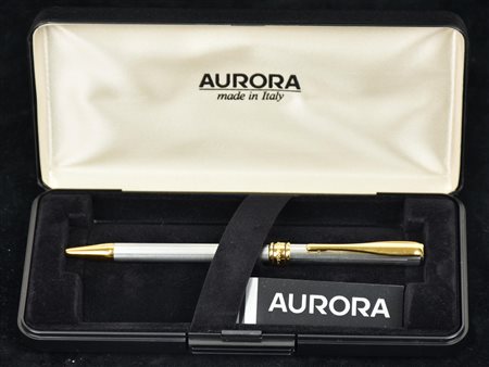 PENNA A SFERA penna a sfera Aurora color argento e oro, completa di astuccio...