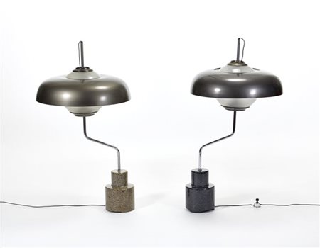 Luigi Caccia Dominioni Lotto di due lampade da appoggio modello "Mikado". Produz