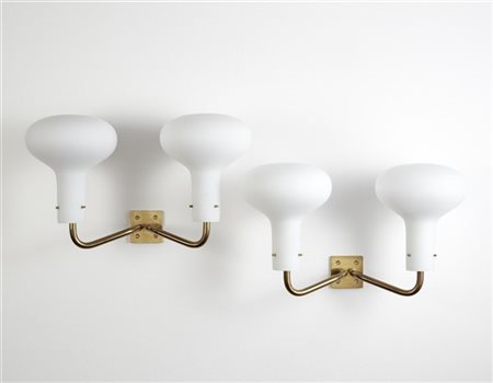 Ignazio Gardella Coppia di lampade da parete a due luci modello "LP12". Produzio