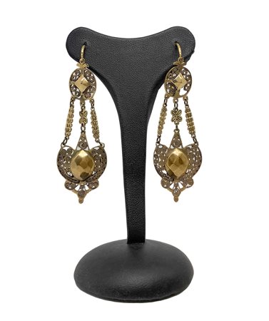 Importanti orecchini pendenti in oro  l 7 cm, 12,6 gr. Vecch