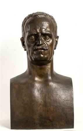 ERMENEGILDO LUPPI (Modena, 1877 - Roma, 1937) : Grande busto di Vittorio Emanuele III