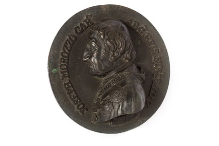 Placca circolare in bronzo con altorilievo raffigurante ritratto del cardinale Giuseppe Morozzo della Rocca, arcivescovo di Novara, secolo XIX