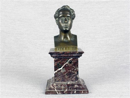 Anonimo (XIX secolo) Busto di Bellini Bronzo Misure alt. 15,5 cm, con base 30 cm