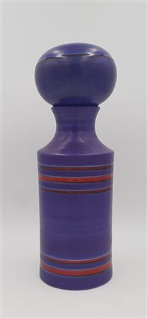 Vaso con tappo in ceramica smaltata viola e rossa. Seconda metà secolo XX. (h c