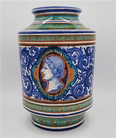 Fenice Albisola Vaso in ceramica con decoro tradizionale. Secolo XX. Firmato sot