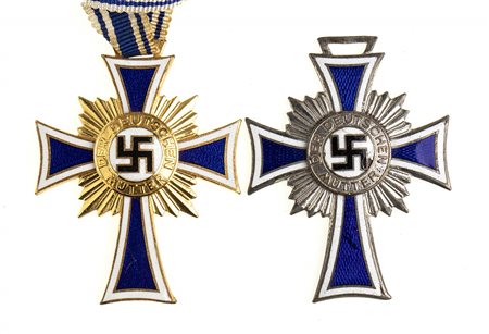 GERMANIA, III REICH - DUE CROCI “HERENKREUZ DER DEUTSCHE MUTTER”, CLASSE ORO E CLASSE ARGENTO