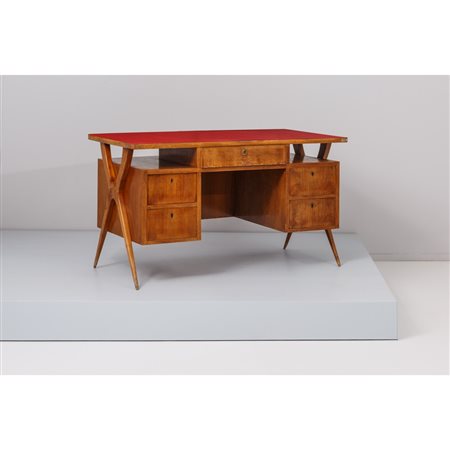 PRODUZIONE ITALIANA 1960 ca., Scrivania geometrica in legno