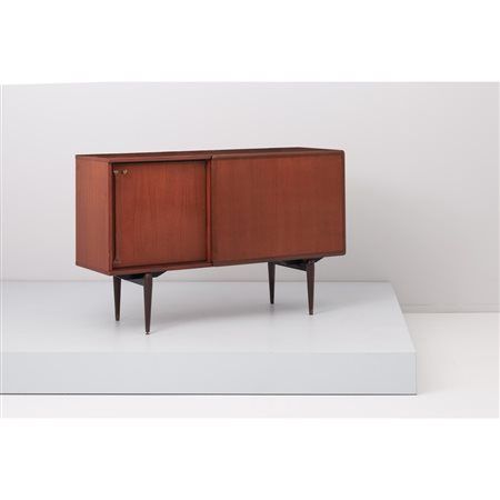 PRODUZIONE ITALIANA 1960 ca., Sideboard in legno