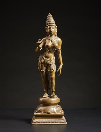  Arte Indiana - Grande fusione in bronzo raffigurante Parvati
India, anni '90 .