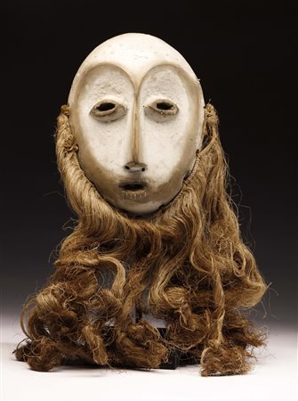  Arte africana - Maschera bianca Bwami
Lega, R.D. Congo
.