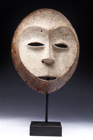  Arte africana - Maschera Bwami scimmia
Lega, R.D. Congo
.