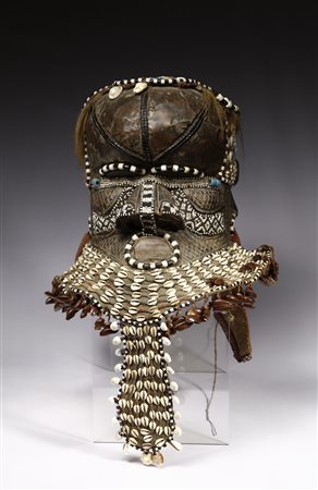  Arte africana - Maschera elmo Bwoom
Kuba, R.D.Congo.