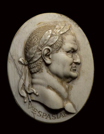 A neoclassical ivory cameo. Bust of the emperor Vespasian.<br><br>18th - 19th century.