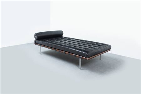 LUDWIG MIES VAN DER ROHE<BR>Day bed mod. Barceloma