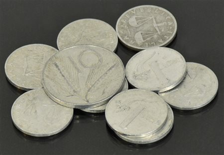 LOTTO DI 10 MONETE DELLA REPUBBLICA ITALIANA composto da: 1 lira 1951 50 lire...