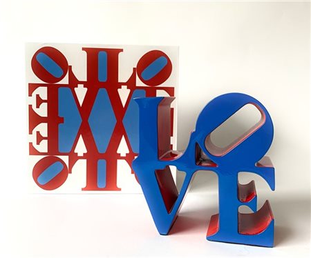 "Love blue" 
polystone dipinto da un soggetto di Robert Indiana
cm 15x15x7
ediz