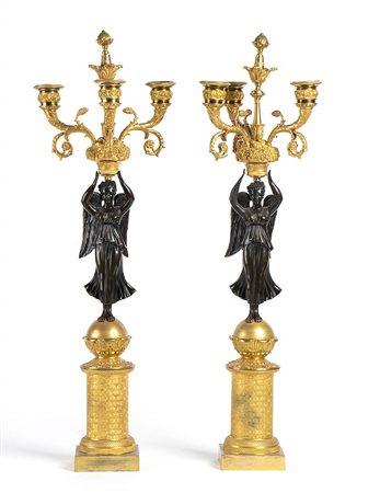 Coppia di candelabri francesi in bronzo - metà XIX secolo