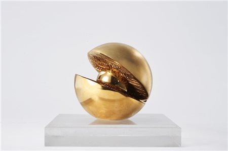 Arnaldo Pomodoro "Rotante con sfera interna, studio n. 2" 1968
argento e ottone