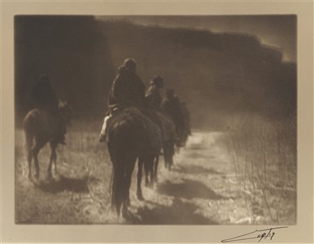 EDWARD S. CURTIS  
The vanishing race, 1904 