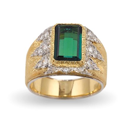 Buccellati. Anello con tormalina verde e diamanti