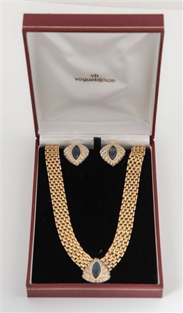 VOGUE Bijoux Parure composta da orecchini a clip e collier in metallo dorato...