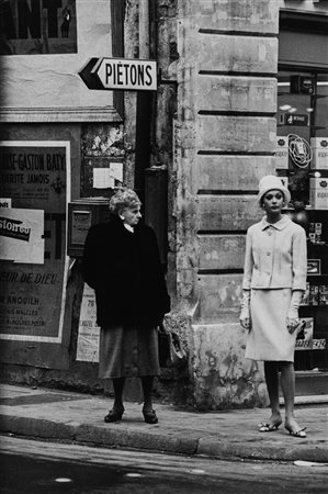 Jean-Loup Sieff (1933-2000)  - Jardin des Modes, 1960s