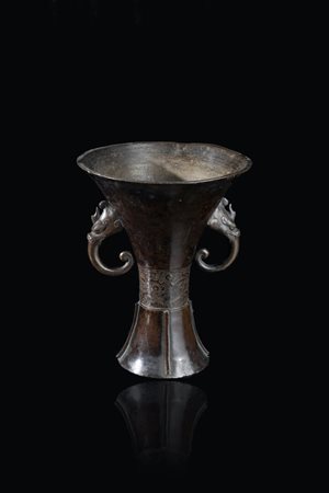 VASO A TROMBA IN BRONZO