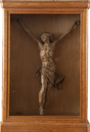 Scultura in legno raffigurante Cristo intagliato e laccato, all’interno di...