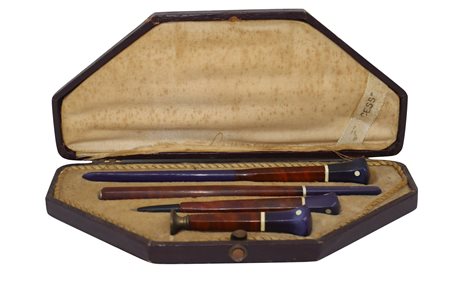 Antico set in scatola a 4 pezzi, Late 19th century