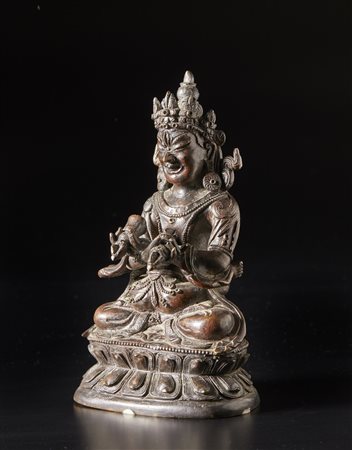  Arte Himalayana - Scultura in bronzo raffigurante Vajrasattva
Nepal, XIX - inizio XX secolo.