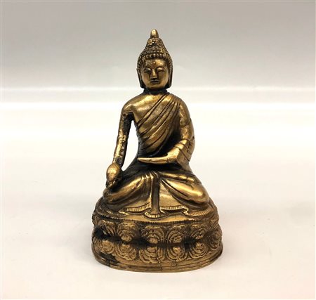 Cina scultura in bronzo dorato<br>cm.x h. 16