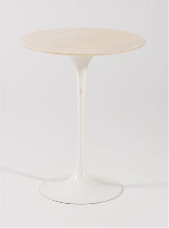 Eero Saarinen per Knoll, Tavolino modello “Tulip”, Anni ‘70.