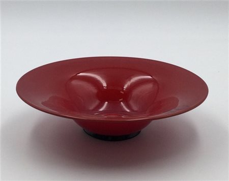 Venini Centrotavola della serie "Opalini". Murano, 1984. Vetro rosso e base appl