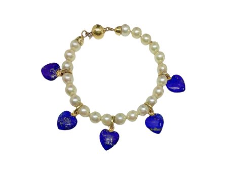 
 
 Lunghezza cm 16 Bracciale con pendenti a forma di cuore Bracciale In perle coltivate con pendent