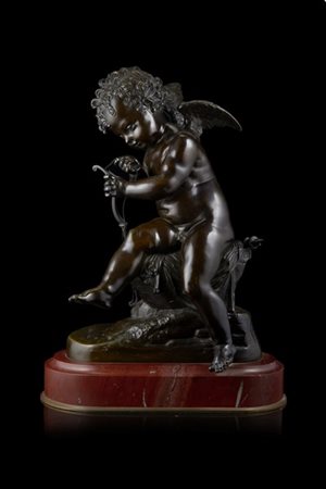 Ignoto francese del secolo XIX "Cupido" scultura in bronzo (h. cm 40) poggiante