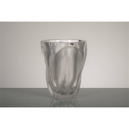 LALIQUE, Vaso in cristallo modello Ingrid